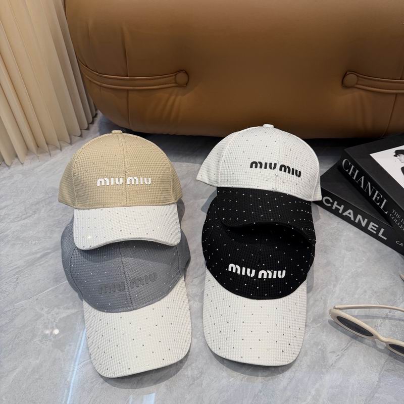 Miumiu Cap dx127